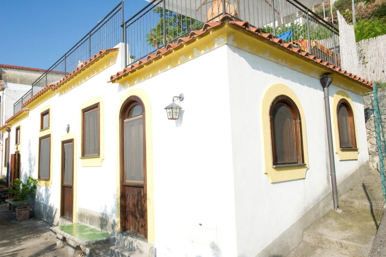 فيلا La Casina Del Pennolo, Casa Stani 60 Mq. كونكا دي ماريني المظهر الخارجي الصورة